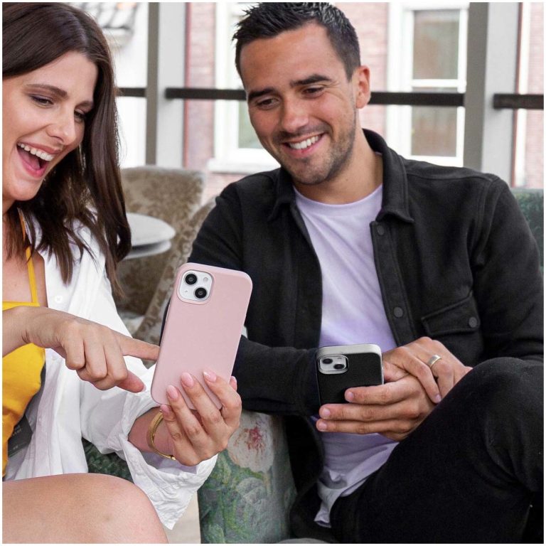 Accezz Liquid Silicone Backcover voor Samsung Galaxy S25 Ultra Telefoonhoesje Zwart